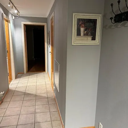 Tromsdalen Apartment *